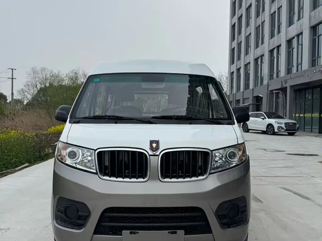 Jinbei Hiace X30L — фото 2