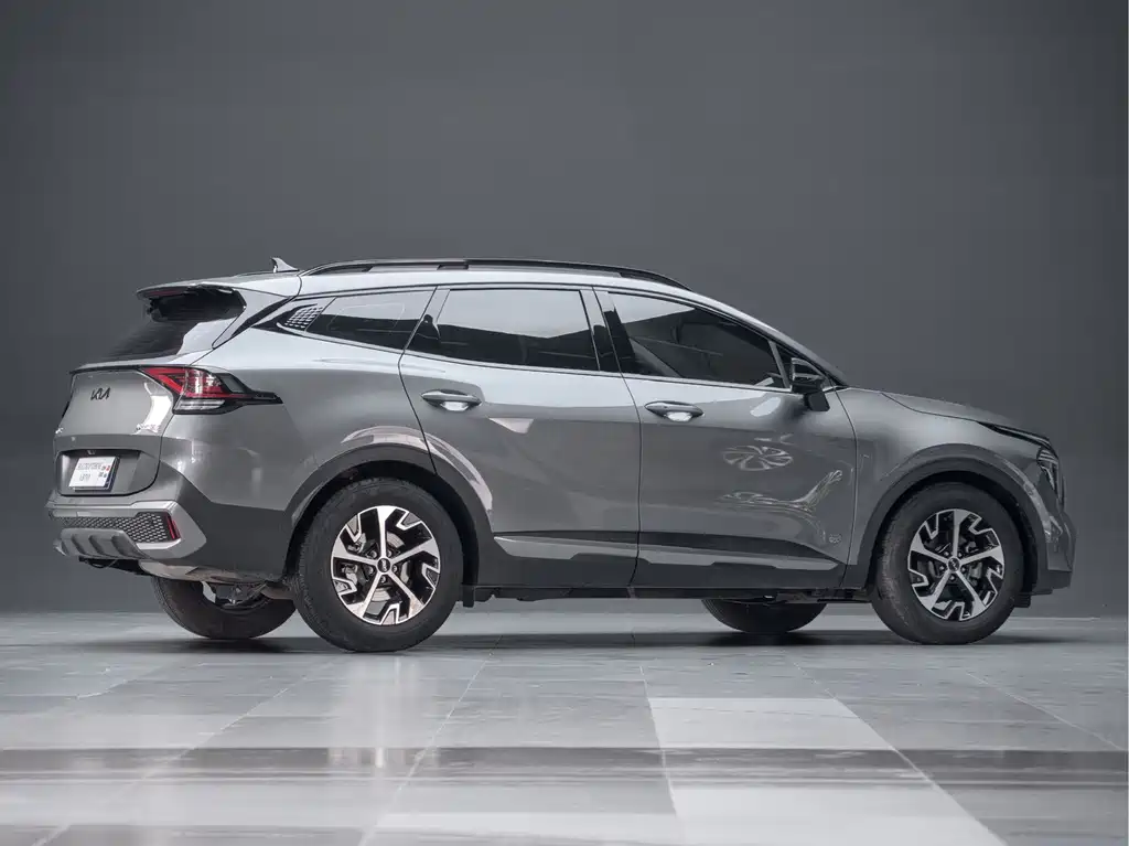 Kia Sportage — фото 8