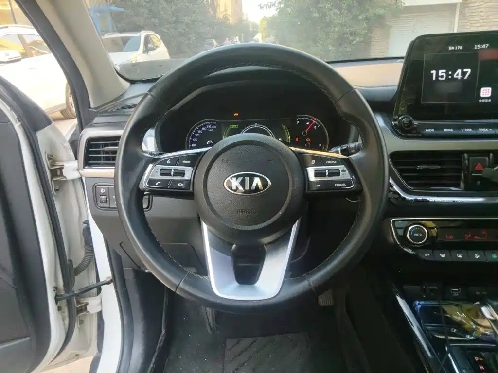 Kia Sportage — фото 3
