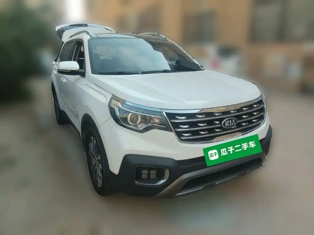 Kia Sportage — фото 24