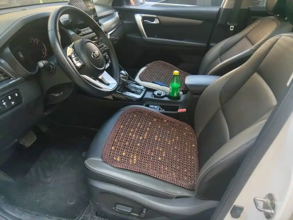 Kia Sportage — фото 8