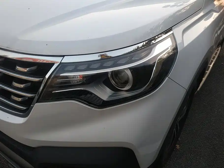 Kia Sportage — фото 5