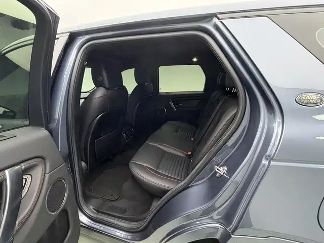 Land Rover Discovery Sport Hybrid — фото 13