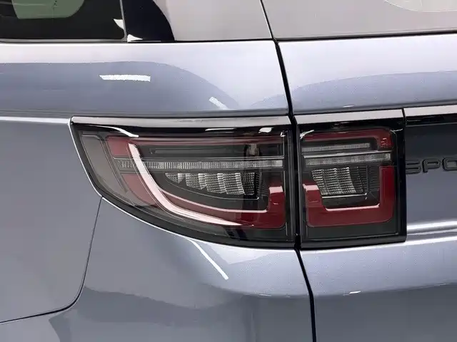 Land Rover Discovery Sport Hybrid — фото 19