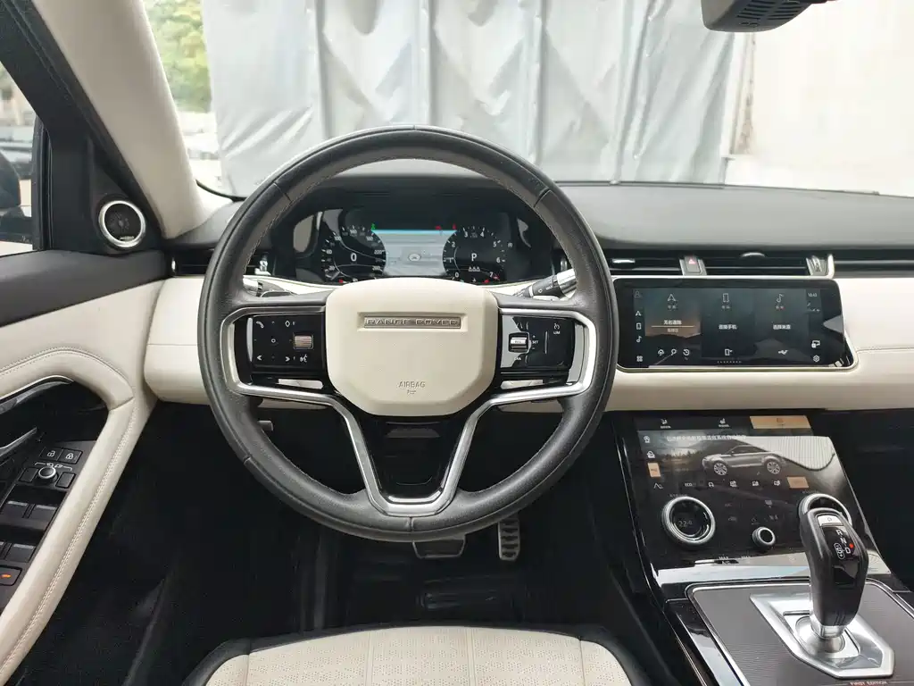 Land Rover Evoque — фото 8