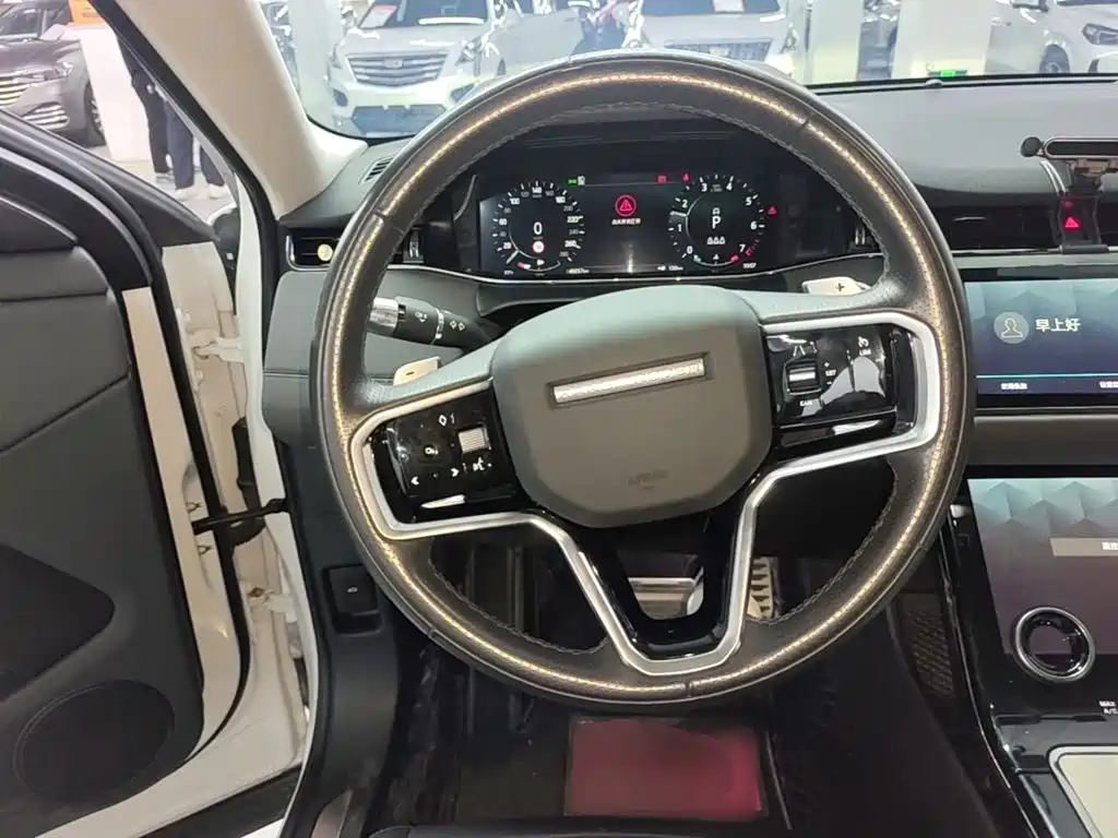 Land Rover Evoque — фото 11