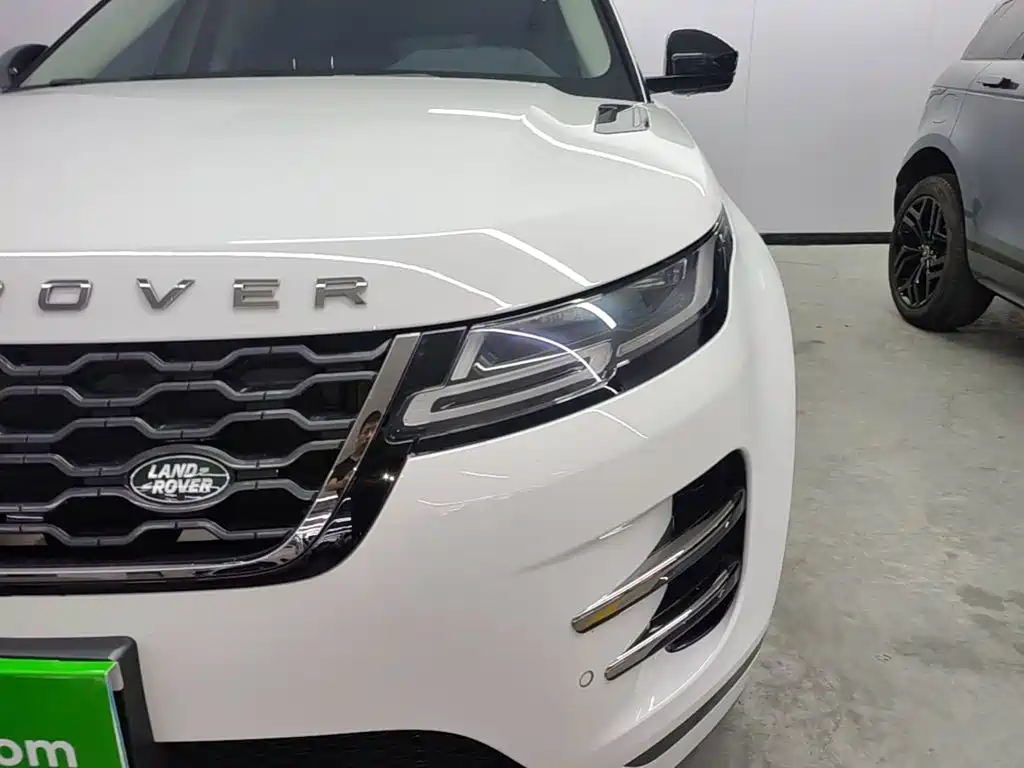 Land Rover Evoque — фото 24