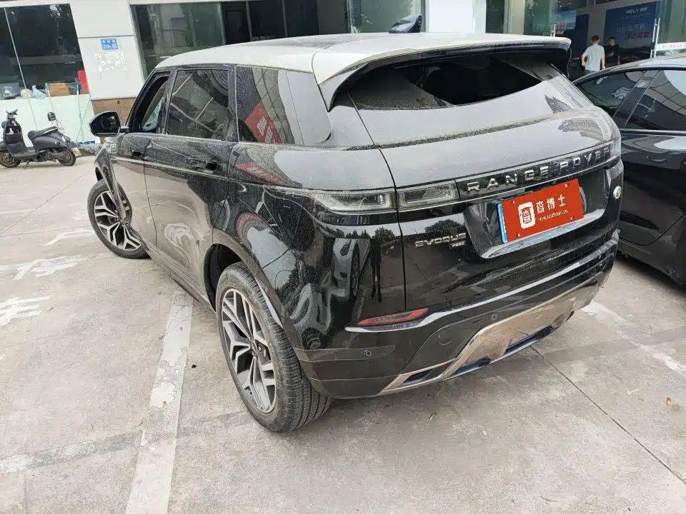 Land Rover Evoque — фото 9
