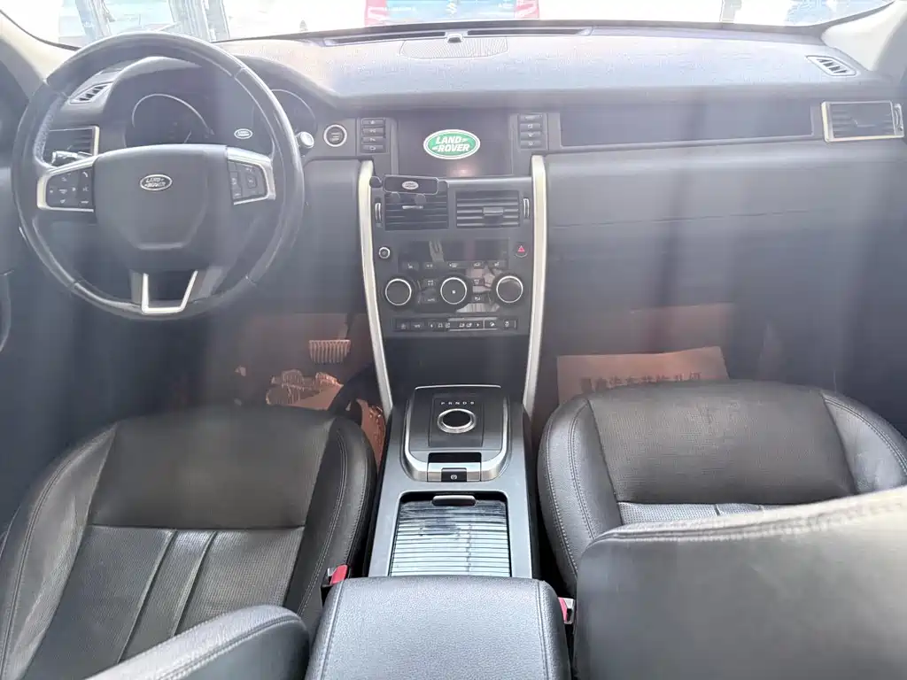 Land Rover Discovery Sport — фото 14
