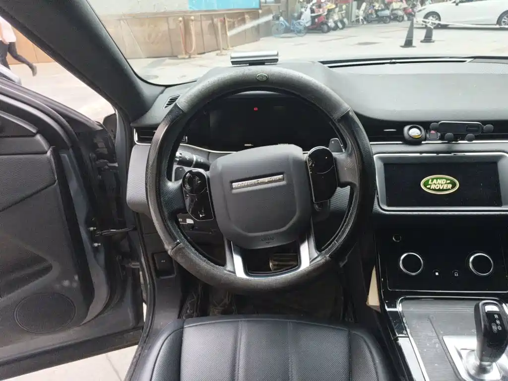 Land Rover Evoque — фото 3