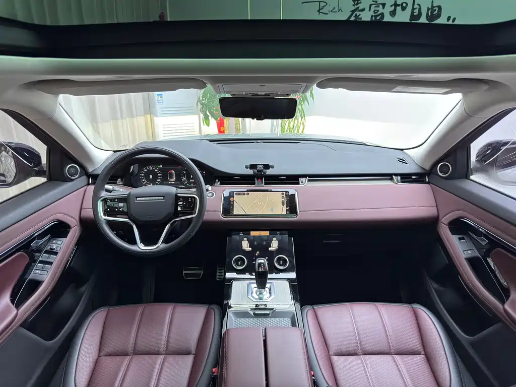 Land Rover Evoque — фото 4
