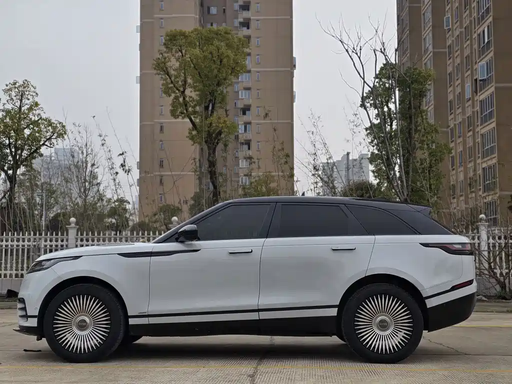 Land Rover Velar — фото 5