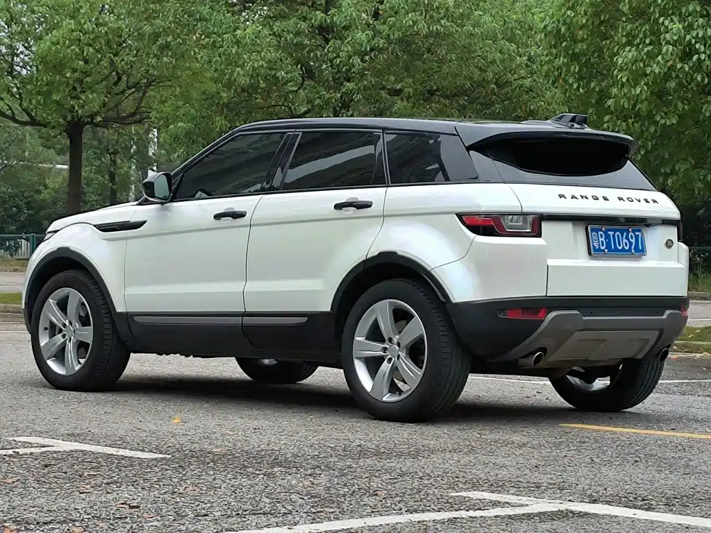 Land Rover Evoque — фото 7