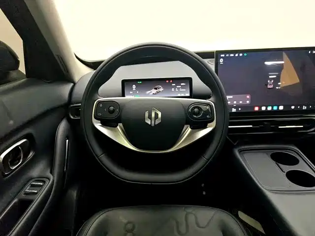 Leapmotor Leapmotor A10 — фото 11