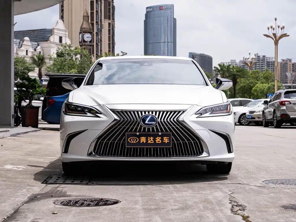Lexus ES — фото 2