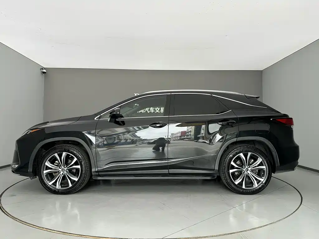 Lexus RX — фото 4