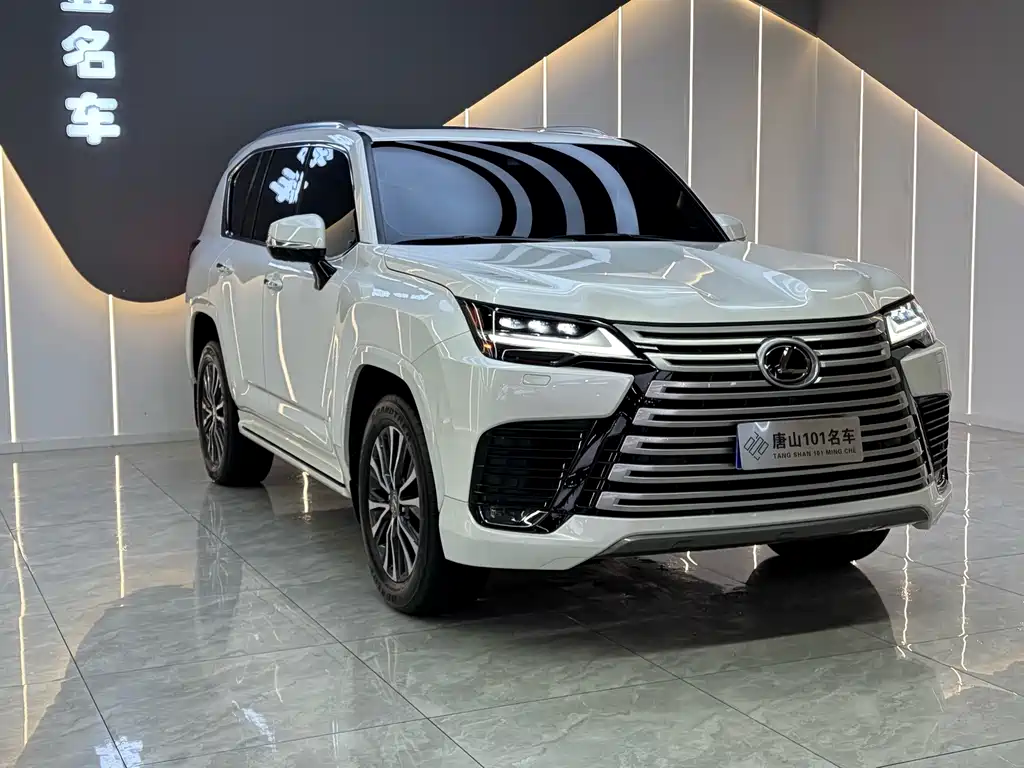 Lexus LX — фото 3