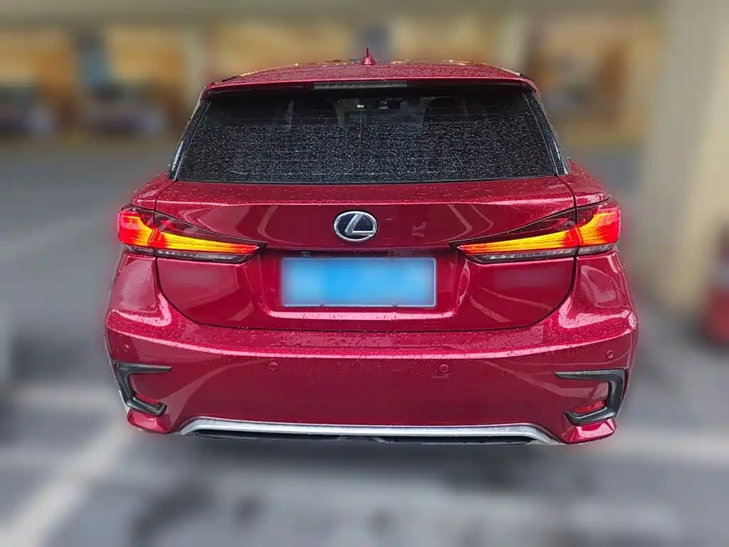 Lexus CT — фото 8