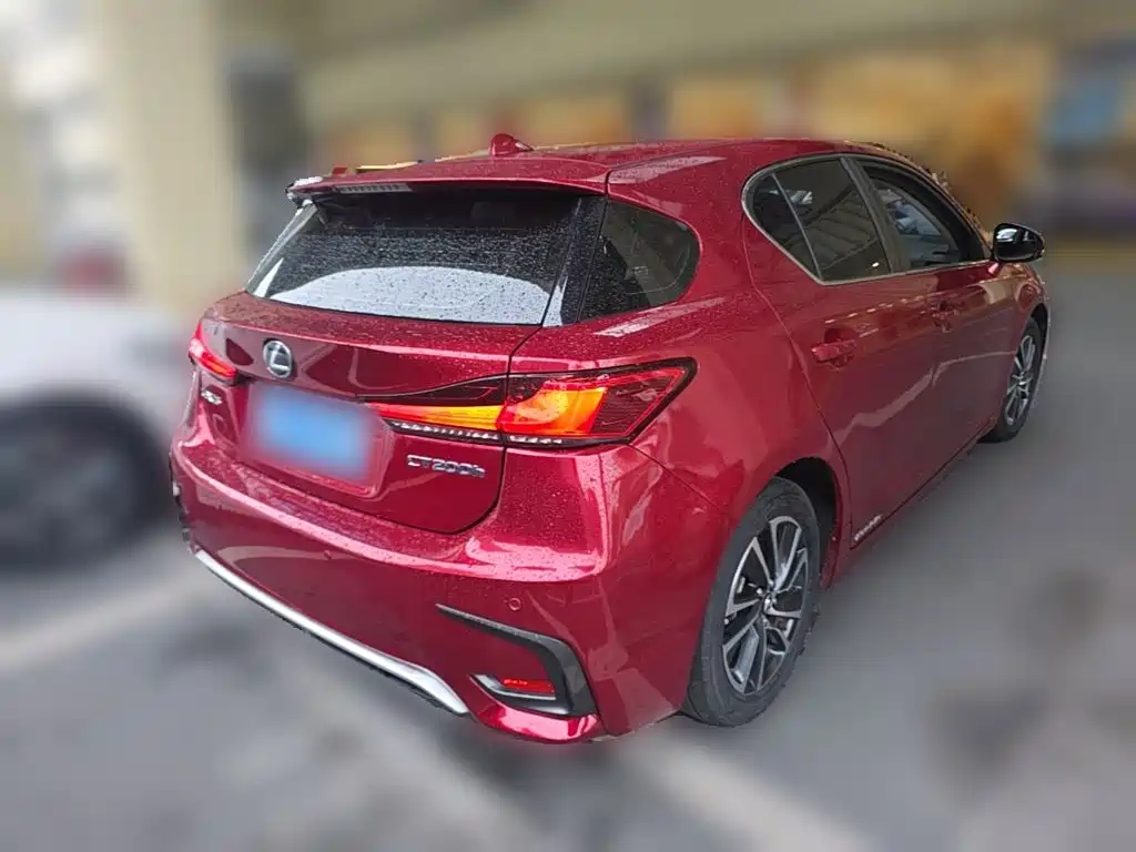 Lexus CT — фото 10