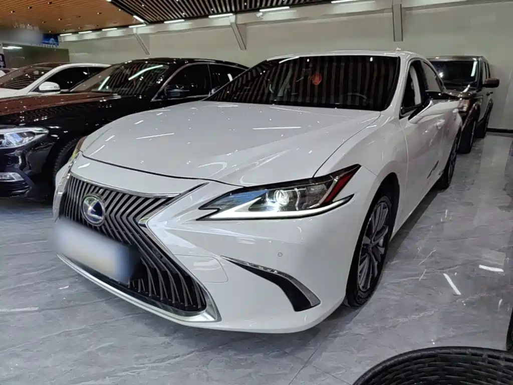 Lexus ES — фото 2