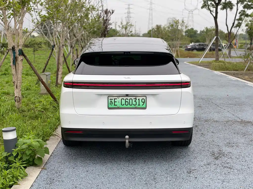 Li Auto Li i6 — фото 3