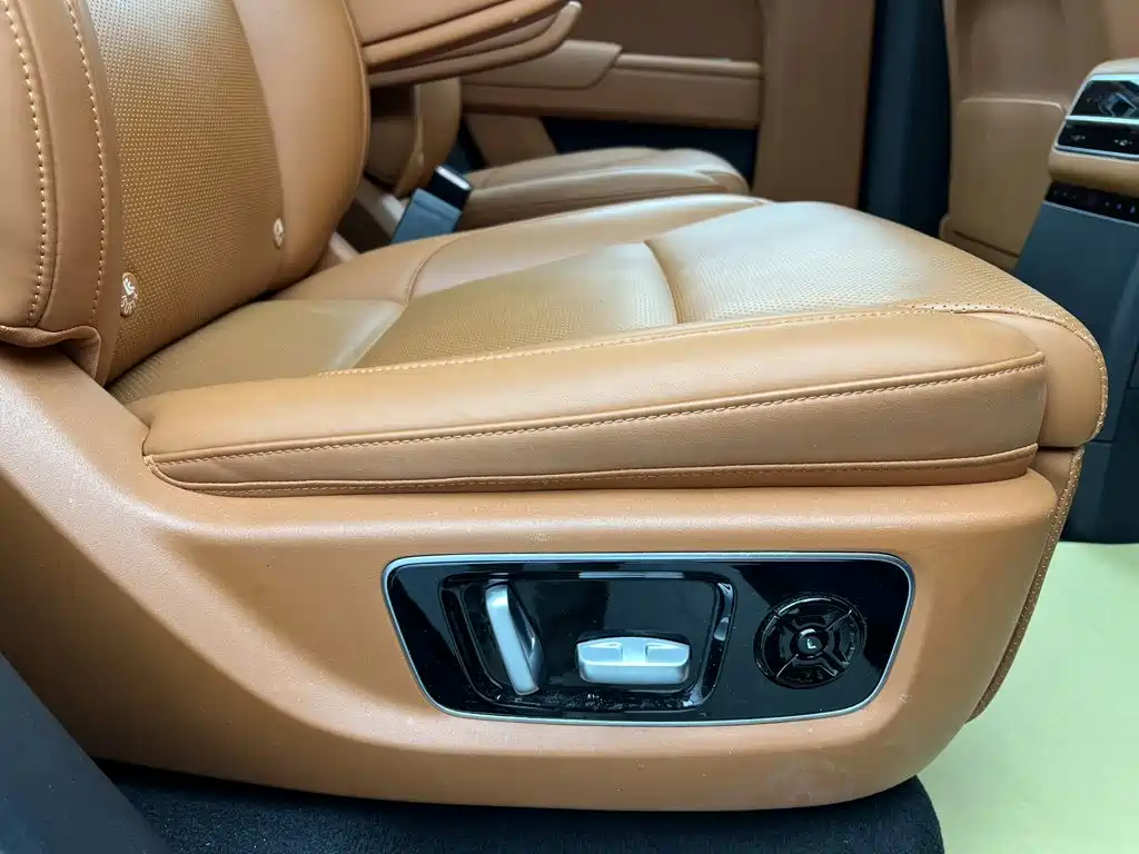 Li Auto Li L9 — фото 44