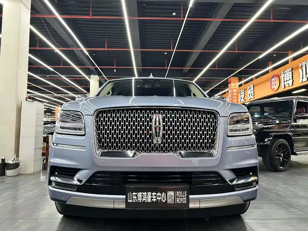 Lincoln Navigator — фото 2
