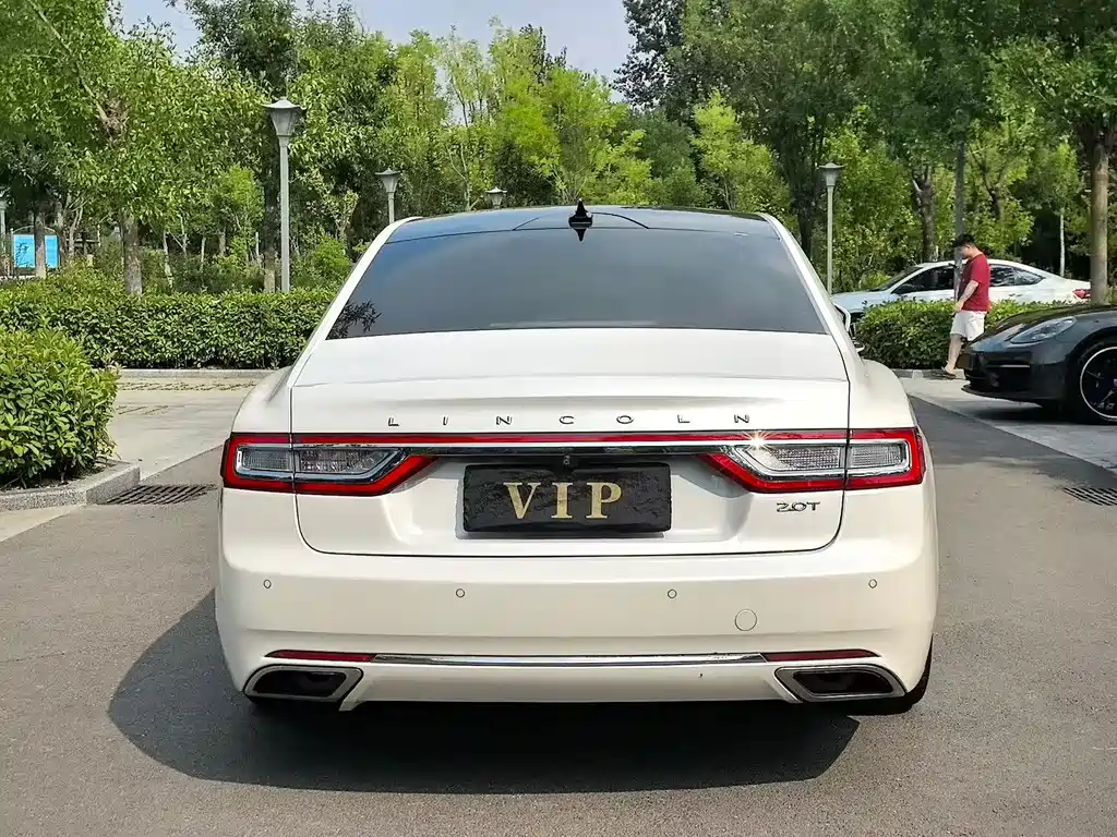Lincoln Continental — фото 8