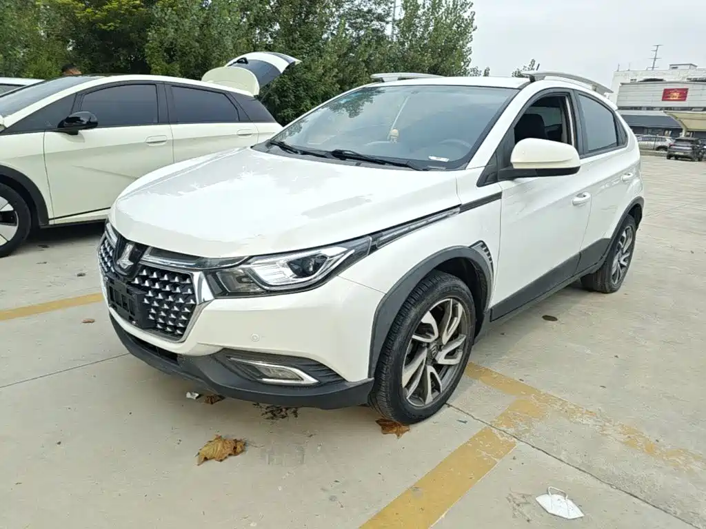 Luxgen U5 SUV — фото 2