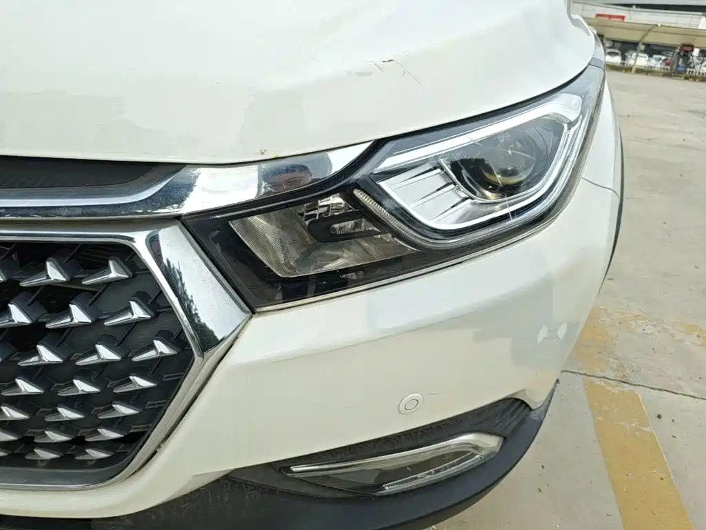 Luxgen U5 SUV — фото 24