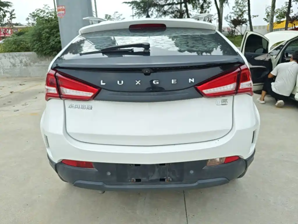 Luxgen U5 SUV — фото 6