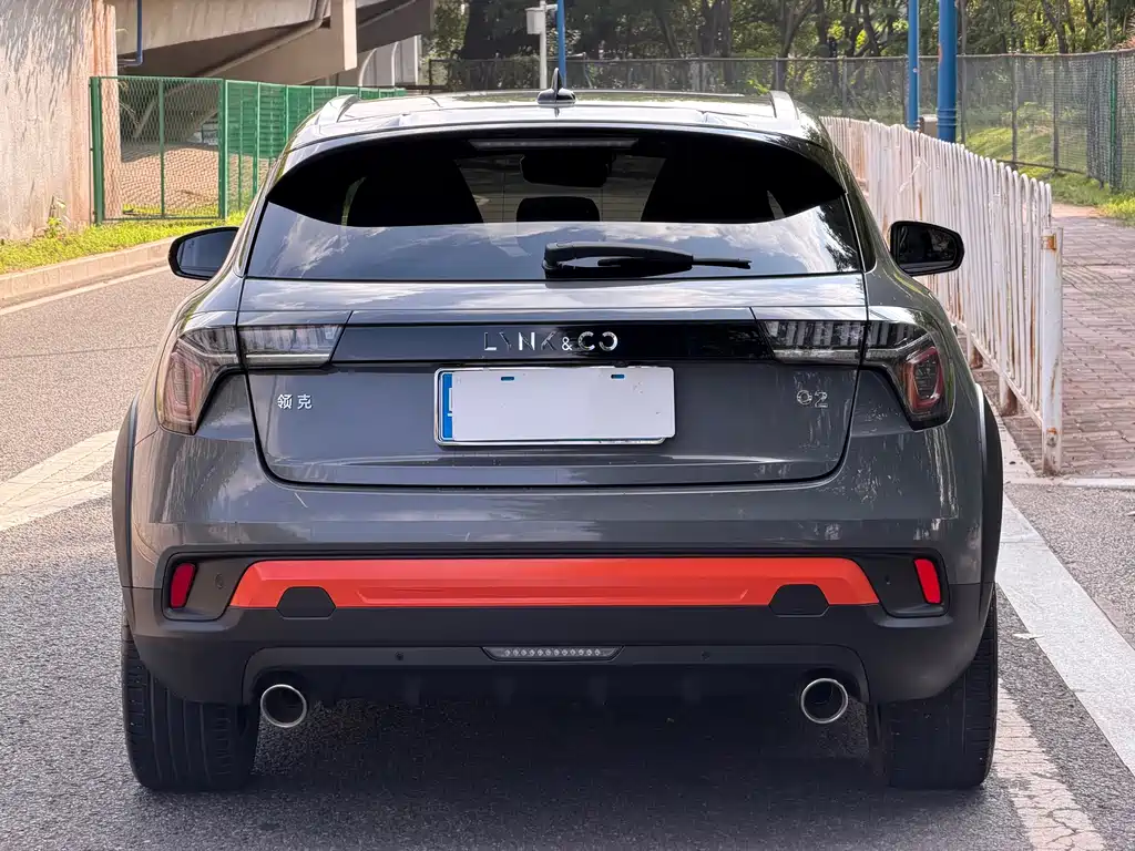 Lynk & Co 02 — фото 7