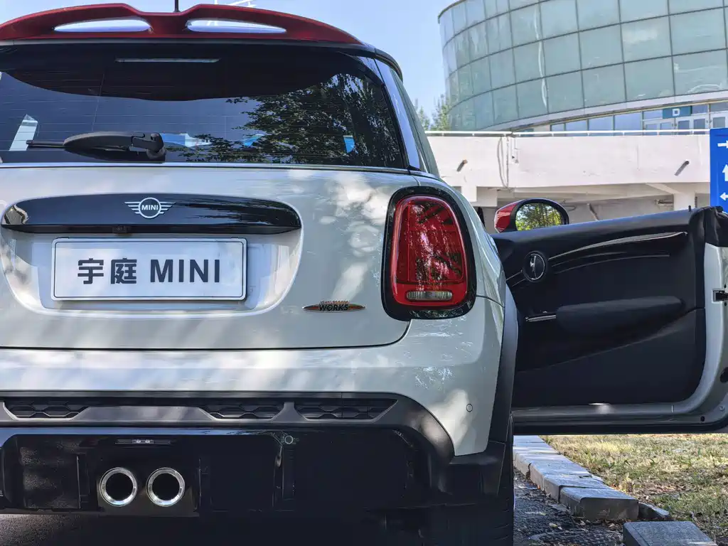 MINI Mini JCW — фото 4