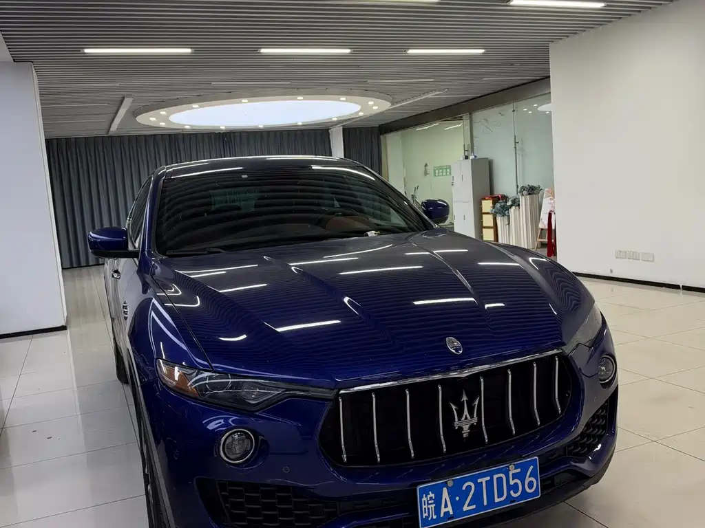Maserati Levante — фото 3