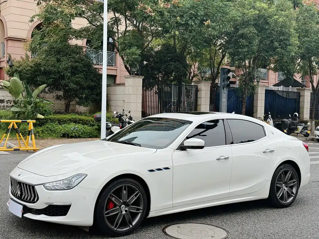 Maserati Ghibli — фото 3