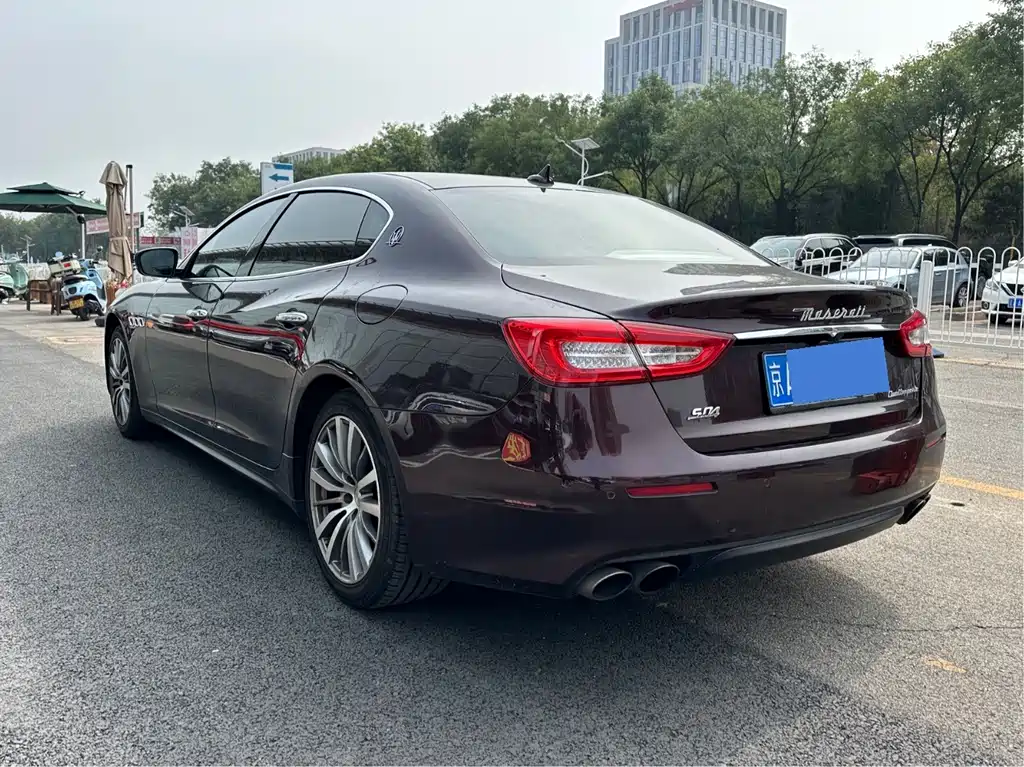 Maserati Quattroporte — фото 8