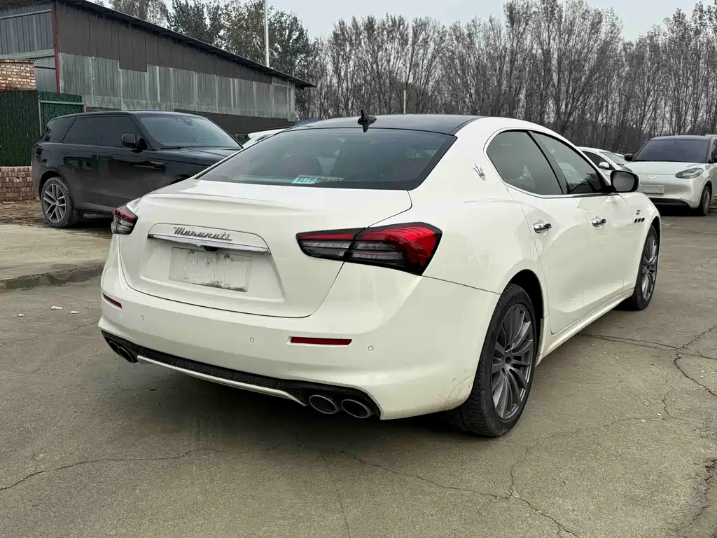 Maserati Ghibli — фото 6
