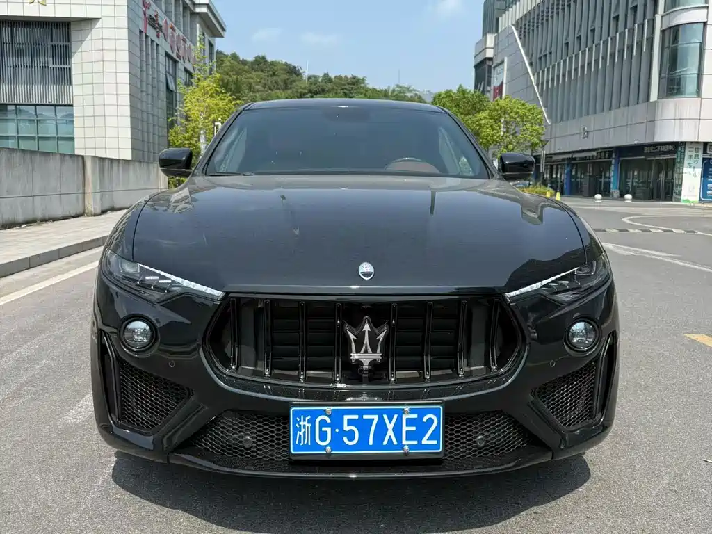 Maserati Levante — фото 3