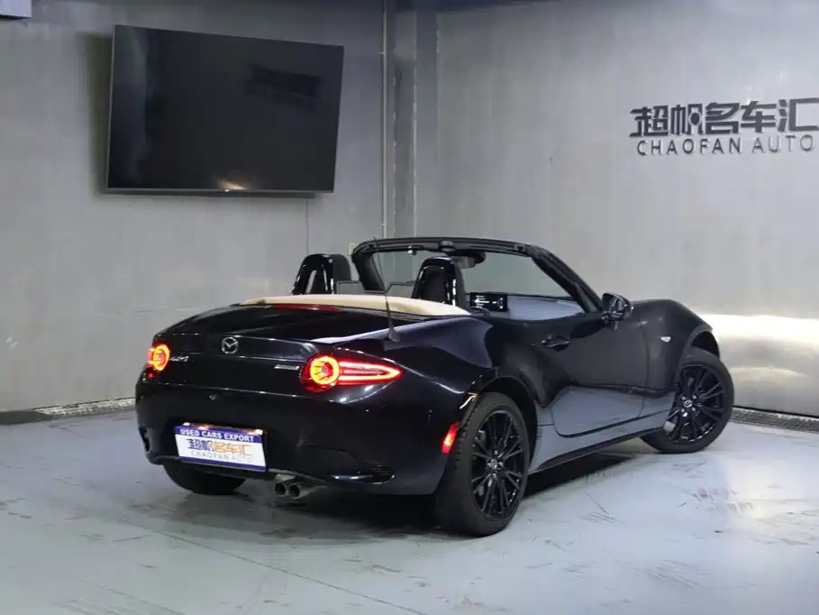 Mazda MX-5 — фото 5