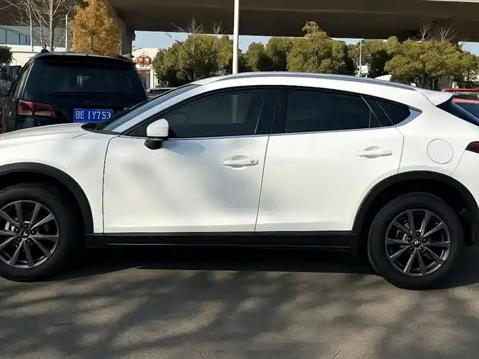 Mazda CX-4 — фото 3