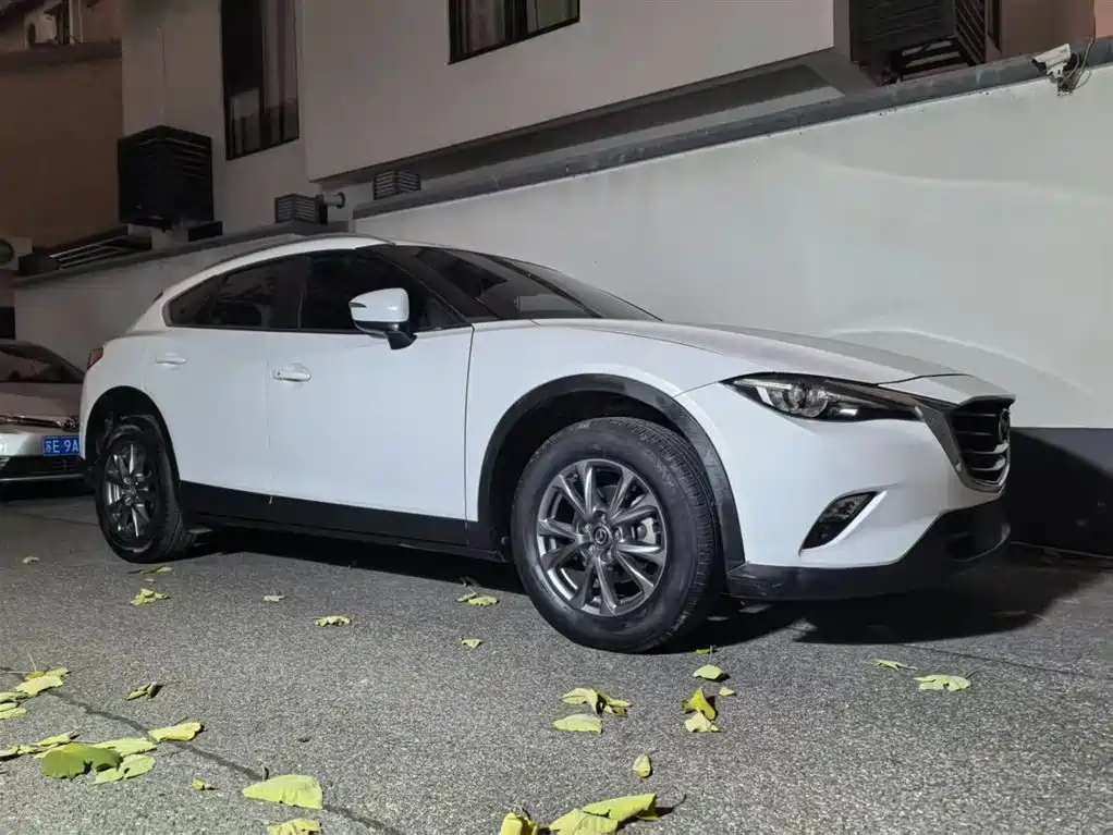 Mazda CX-4 — фото 4