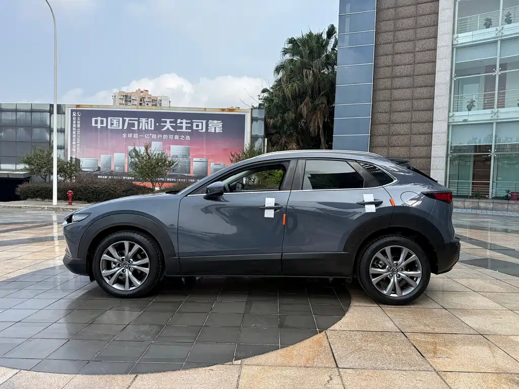 Mazda CX-30 — фото 8