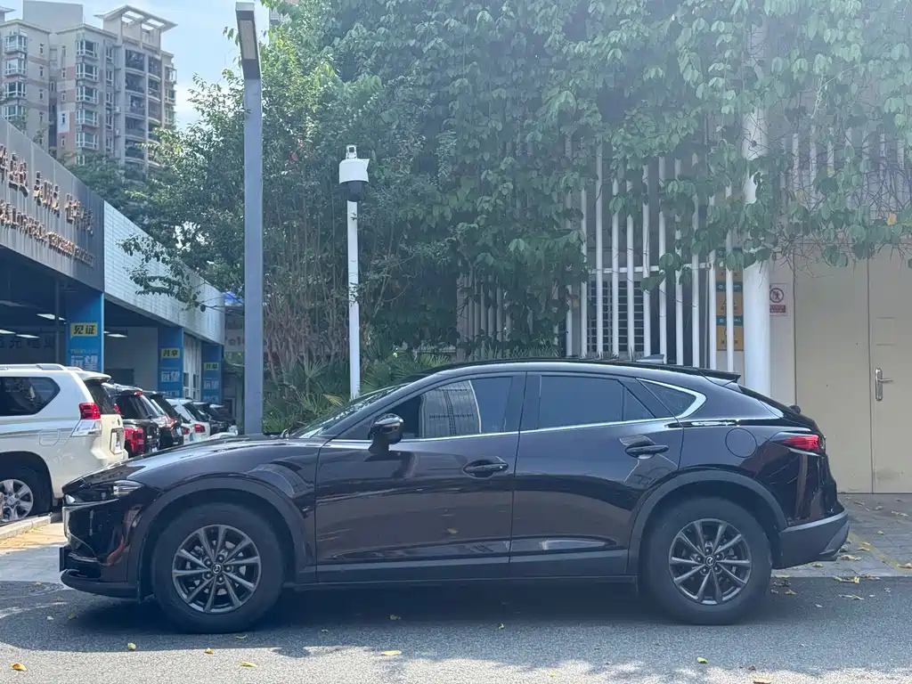 Mazda CX-4 — фото 4