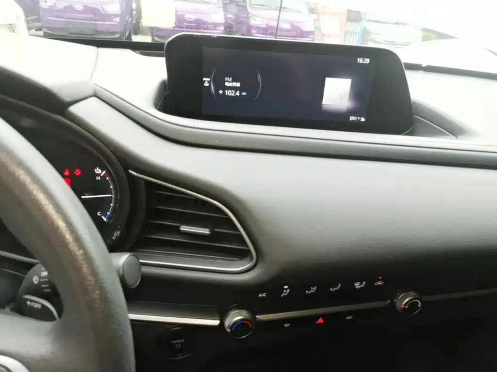 Mazda CX-30 EV — фото 13