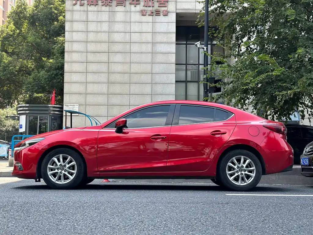 Mazda 3 Axela — фото 7