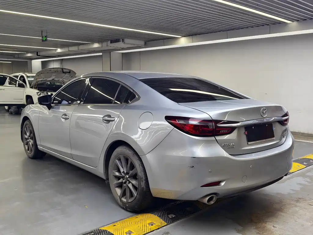 Mazda Atenza — фото 13