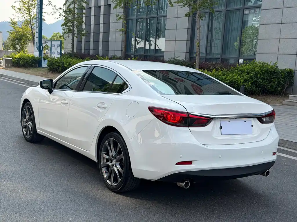 Mazda Atenza — фото 4