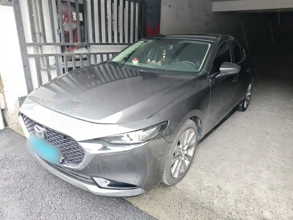 Mazda 3 Axela — фото 2