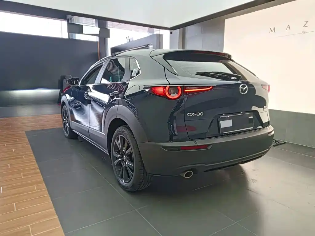 Mazda CX-30 — фото 4