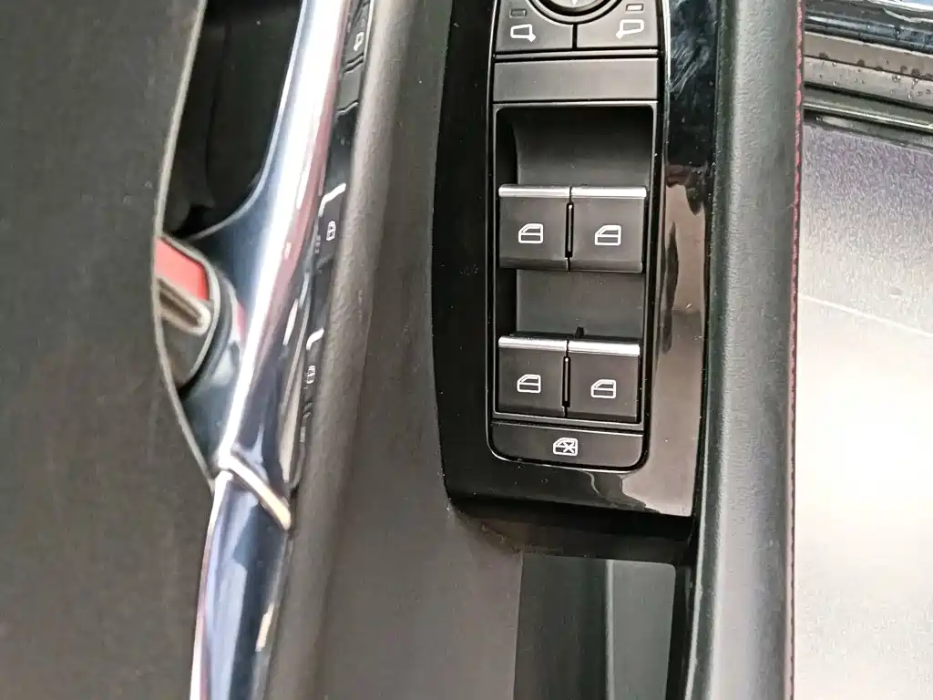 Mazda CX-30 — фото 7
